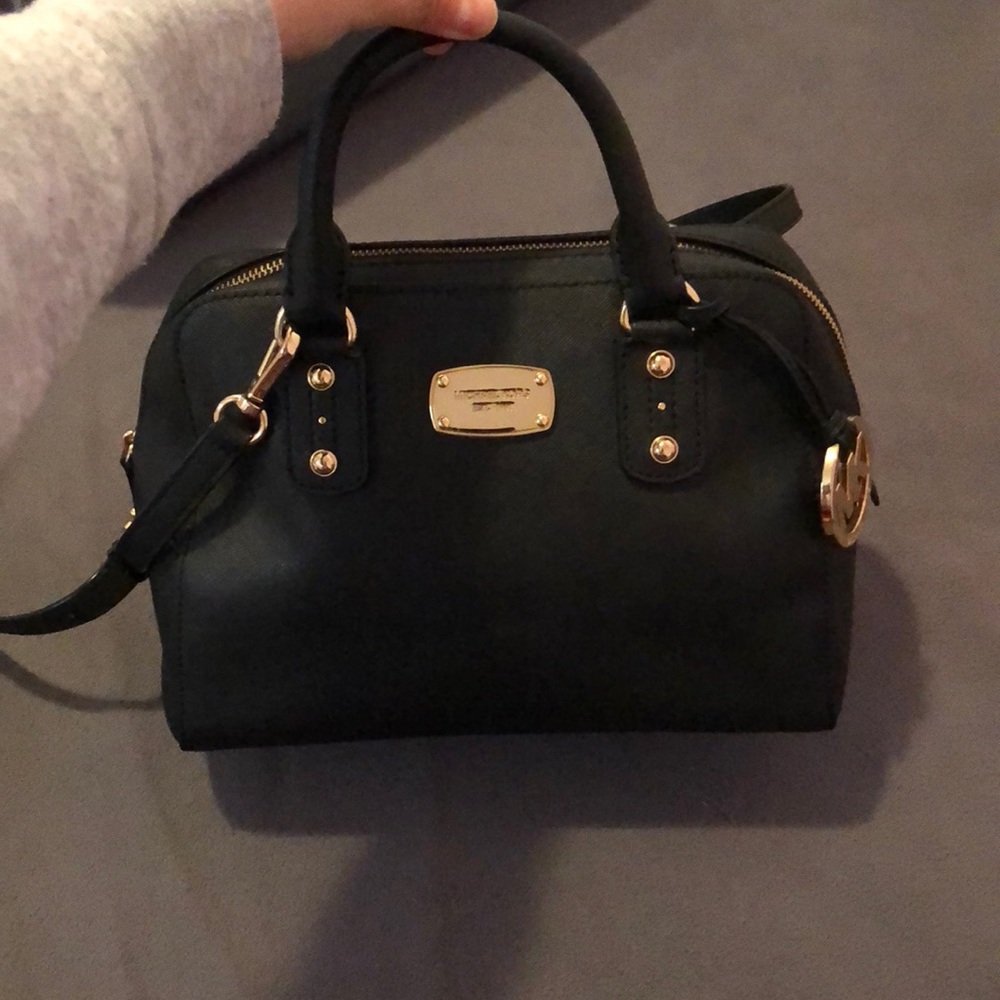 Black Michael Kors bag